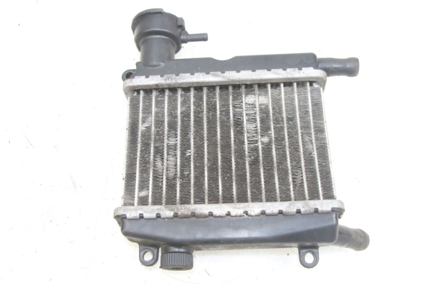 photo de RADIATEUR TNT MOTOR FASTINO 4T 50 (2013 - 2019) - Gros plan technique