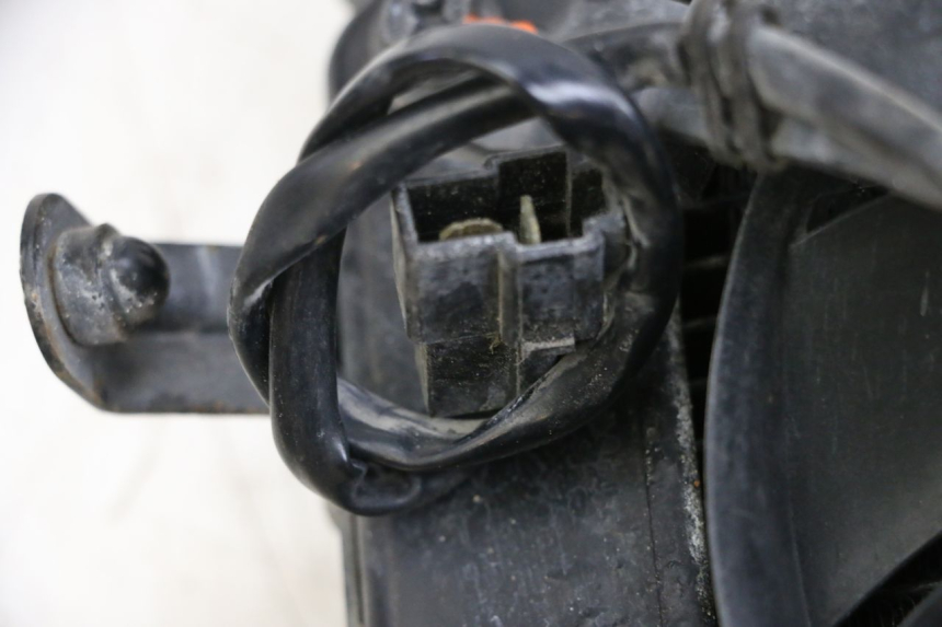 photo de RADIATEUR YAMAHA FJR ABS 1300 (2006 - 2012) - Détail de la pièce