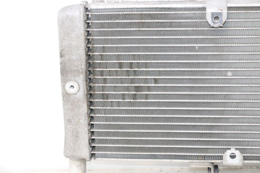 photo de RADIATEUR HONDA FJS SILVER WING SILVERWING 400 (2005 - 2008) - Aperçu profil