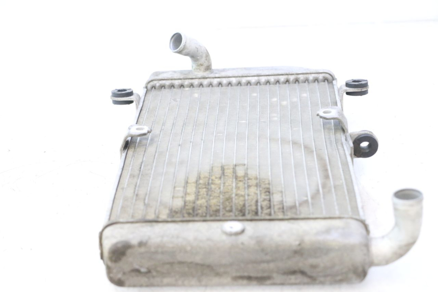 photo de RADIATEUR HONDA FJS SILVER WING SILVERWING 400 (2005 - 2008) - Points de fixation