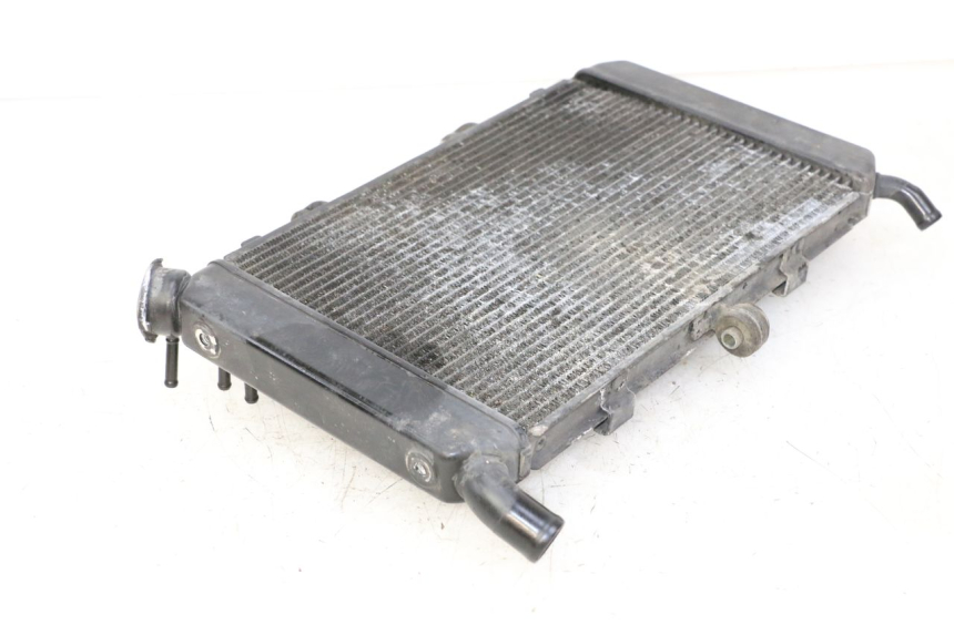 photo de RADIATEUR YAMAHA FZ6 FAZER S2 600 (2007 - 2011) - Vue d’ensemble