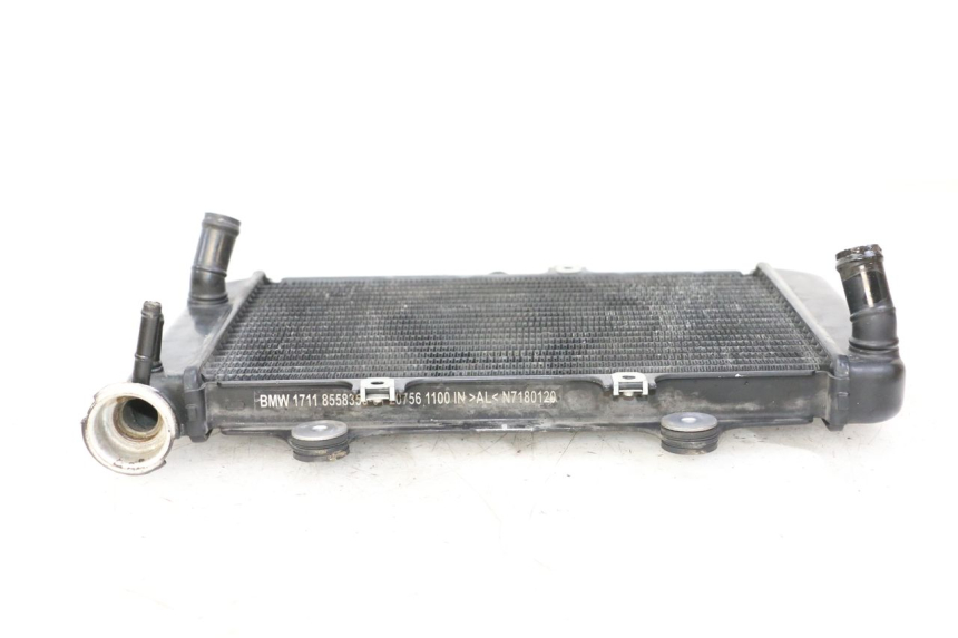 photo de RADIATEUR BMW G310 R 310 (2016 - 2020) - Gros plan technique