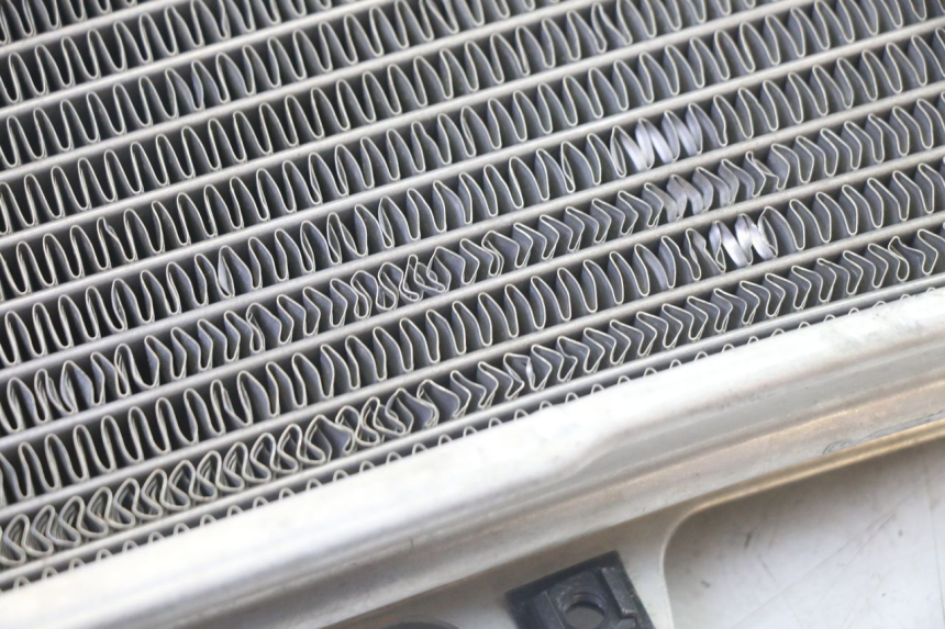 photo de RADIATEUR GAUCHE KAWASAKI KXF KX-F 250 (2017 - 2019) - Détail de la pièce