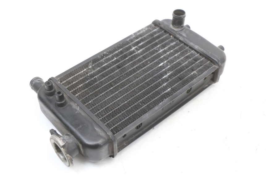 photo de RADIATEUR GAUCHE CAGIVA SUPER CITY 125 (1992 - 1997) - Vue principale