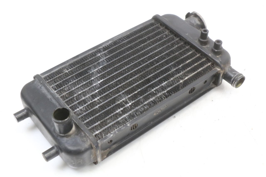 photo de RADIATEUR GAUCHE CAGIVA SUPER CITY 125 (1992 - 1997) - Zoom état d’usage