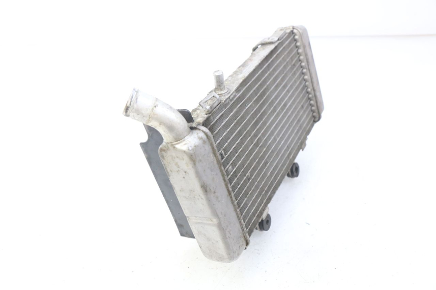 photo de RADIATEUR GAUCHE HONDA VFR FI RC46 800 (1998 - 2001) - État de surface