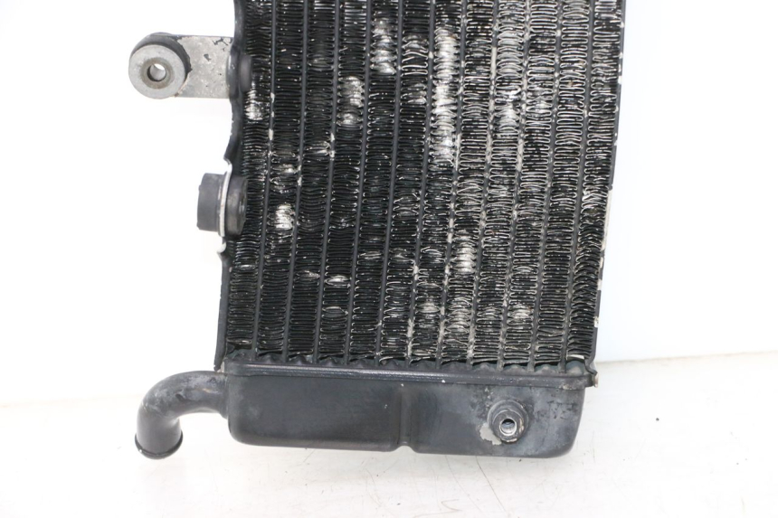 photo de RADIATEUR GAUCHE HONDA XRV AFRICA TWIN 750 (1990 - 1992) - Zoom composants