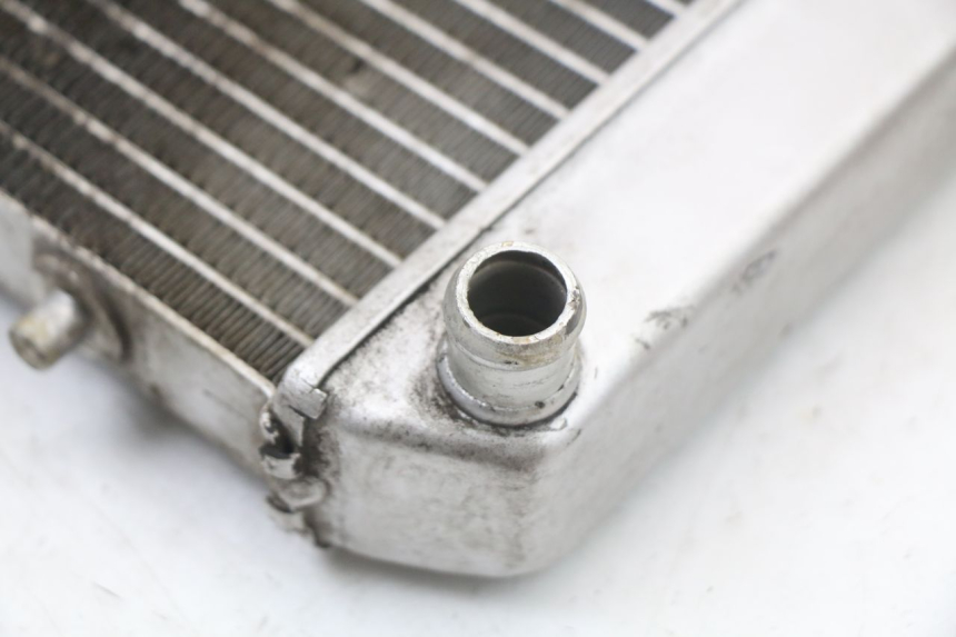 photo de RADIATEUR NECO GPX LC 2T 50 (2014 - 2018) - Points de fixation