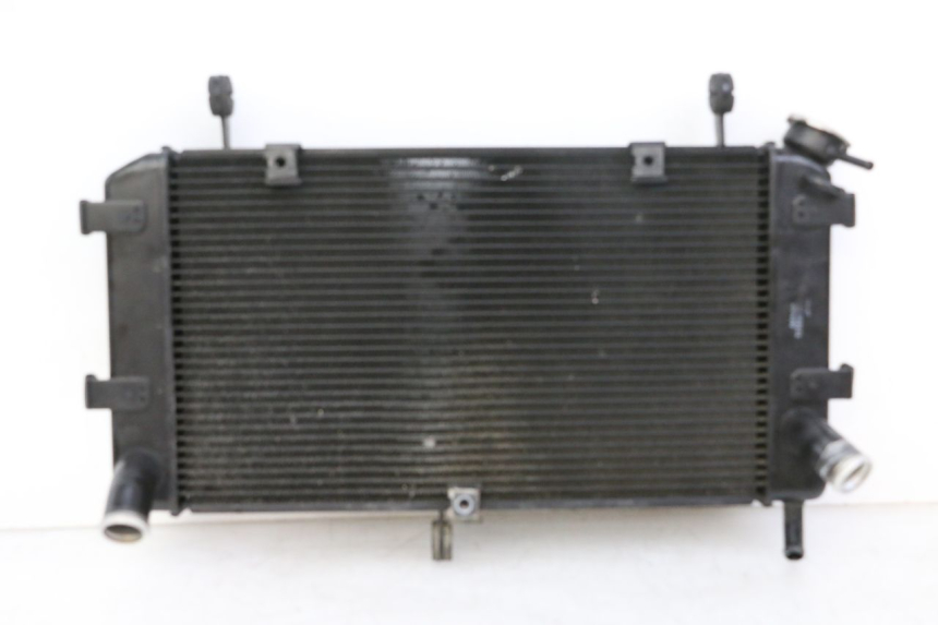 photo de RADIATEUR SUZUKI GSR 750 (2011 - 2017) - Détails caractéristiques
