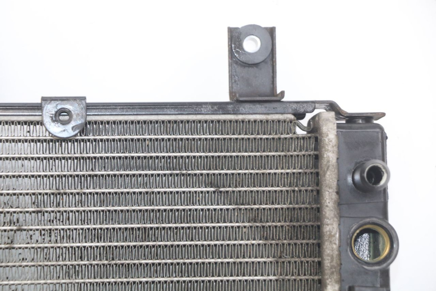 photo de RADIATEUR SYM GTS EFI 125 (2012 - 2016) - État de surface