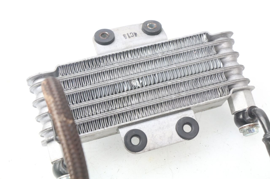 photo de RADIATEUR HUILE HYOSUNG AQUILA GV 125 (2009 - 2016) - Zoom état d’usage