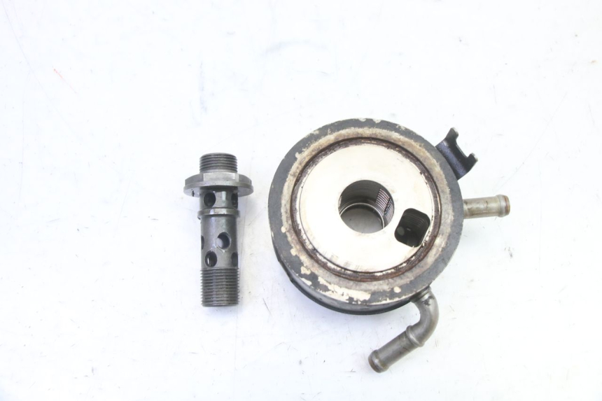 photo de RADIATEUR HUILE HONDA CBR RR FIREBLADE 900 (1992 - 1994) - Autre angle de vue