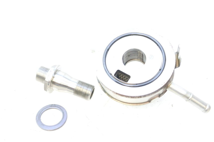 photo de RADIATEUR HUILE HONDA FJS SILVER WING SILVERWING 400 (2005 - 2008) - Zoom état d’usage