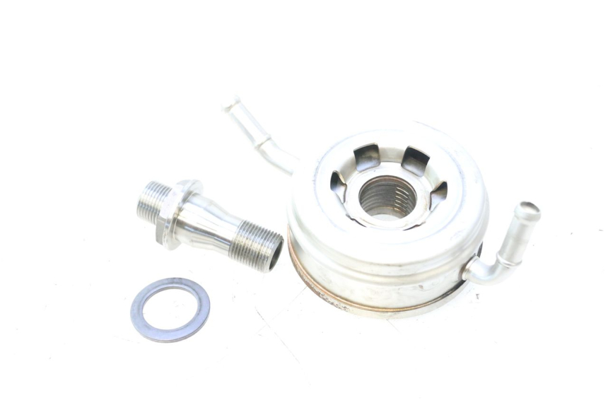 photo de RADIATEUR HUILE HONDA FJS SILVER WING SILVERWING 400 (2005 - 2008) - Autre angle de vue