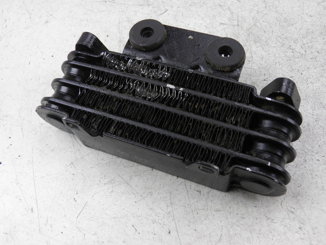 photo de RADIATEUR HUILE KYMCO QUANNON 125 (2007 - 2014) - Vue d’ensemble