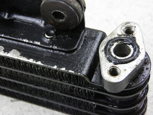 photo de RADIATEUR HUILE KYMCO QUANNON 125 (2007 - 2014) - État de surface