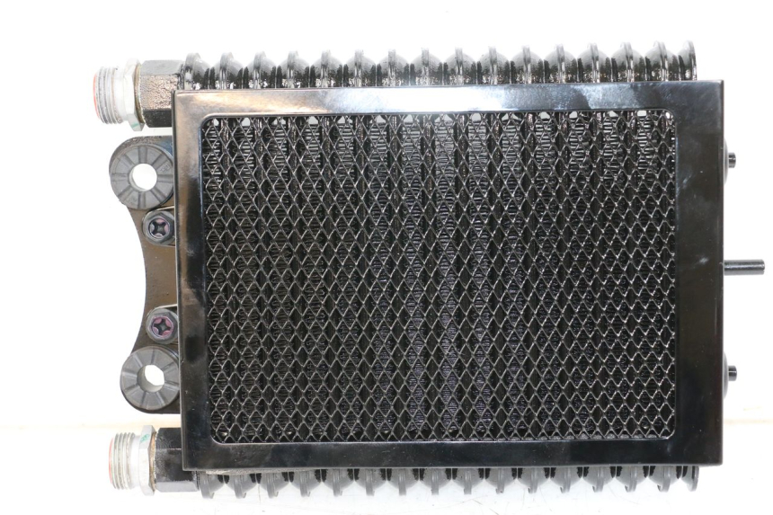photo de RADIATEUR HUILE ROYAL ENFIELD CONTINENTAL GT 650 (2019 - 2024) - Vue principale