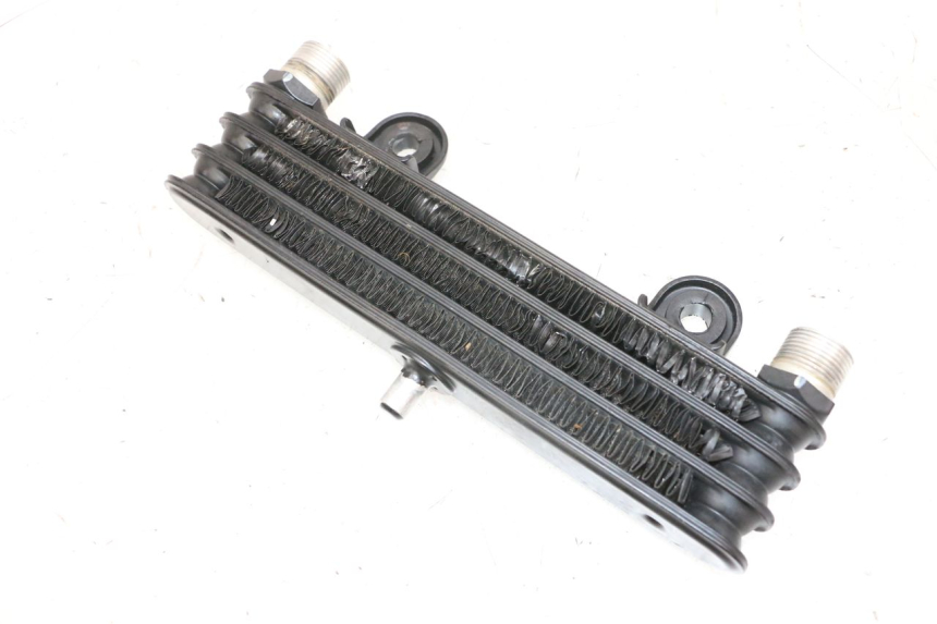 photo de RADIATEUR HUILE YAMAHA YFM R RAPTOR 250 (2008 - 2014) - Points de fixation