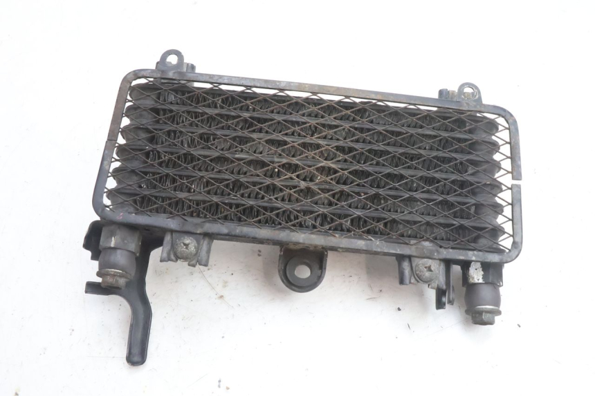 photo de RADIATEUR HUILE KAWASAKI ZZR 600 (1995 - 2004) - Points de fixation