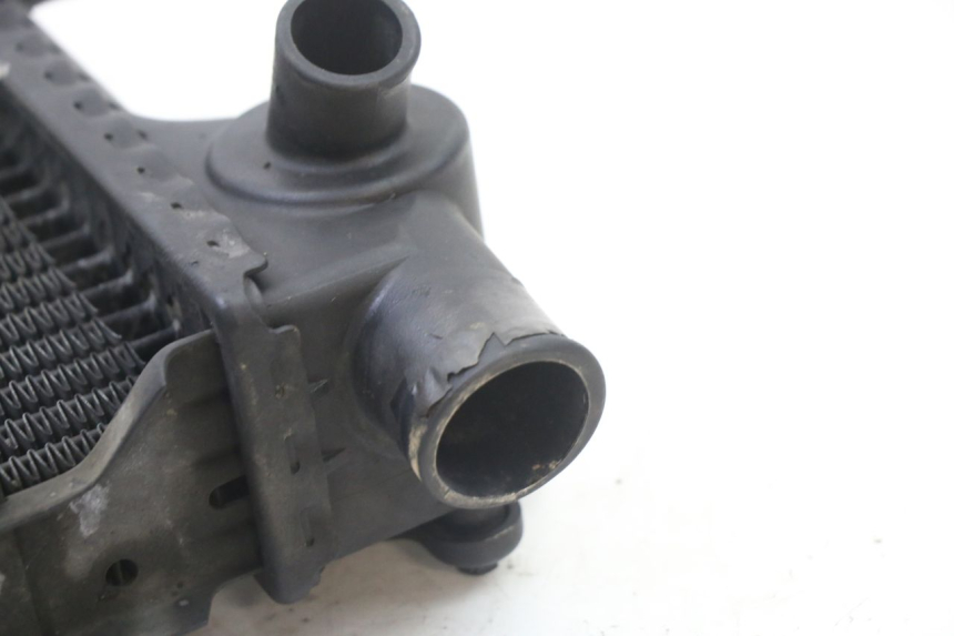 photo de RADIATEUR BMW K 75 RT 750 (1989 - 1997) - Points de fixation