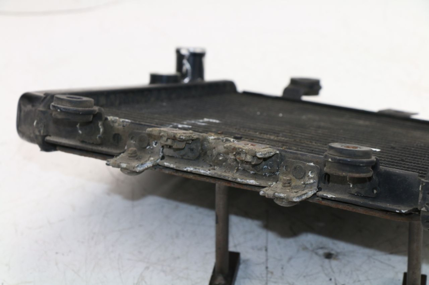 photo de RADIATEUR KAWASAKI ER5 ER-5 500 (2001 - 2004) - Zoom état d’usage