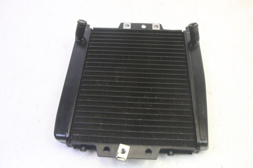 photo de RADIATEUR PIAGGIO MP3 HPE 350 (2018 - 2020) - État de surface