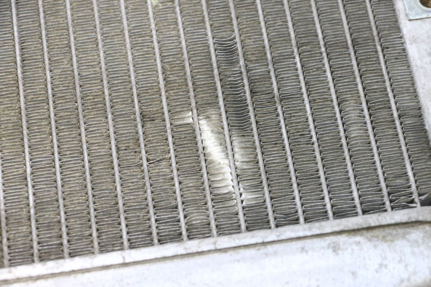 photo de RADIATEUR PIAGGIO MP3 125 (2006 - 2014) - Zoom état d’usage