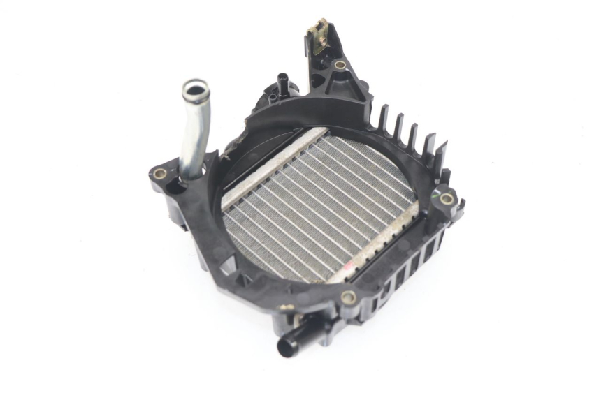 photo de RADIATEUR HONDA NPS ZOOMER 50 (2004 - 2013) - Gros plan technique