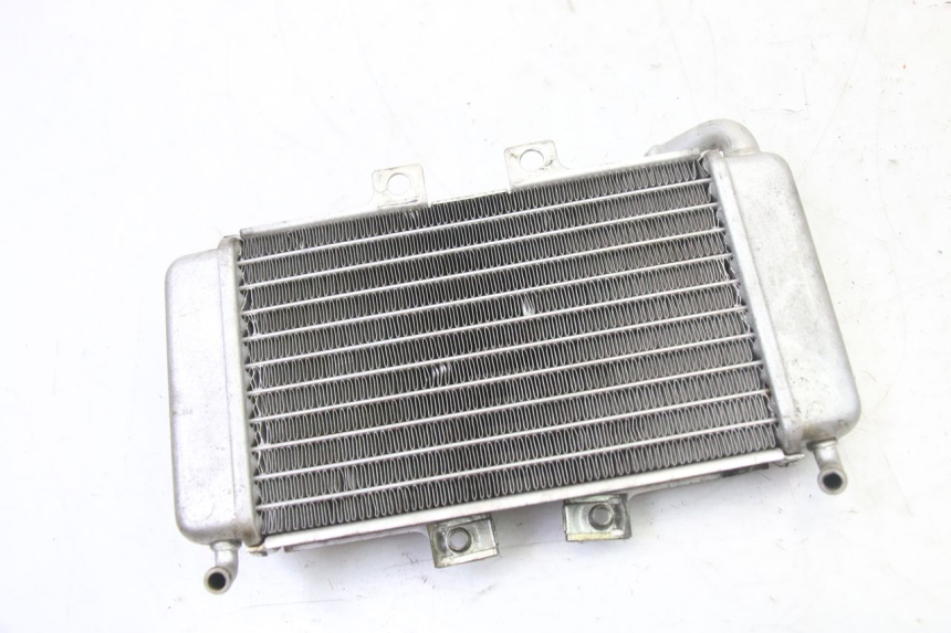 photo de RADIATEUR PIAGGIO NRG POWER PUREJET 50 (2018 - 2021) - Autre angle de vue