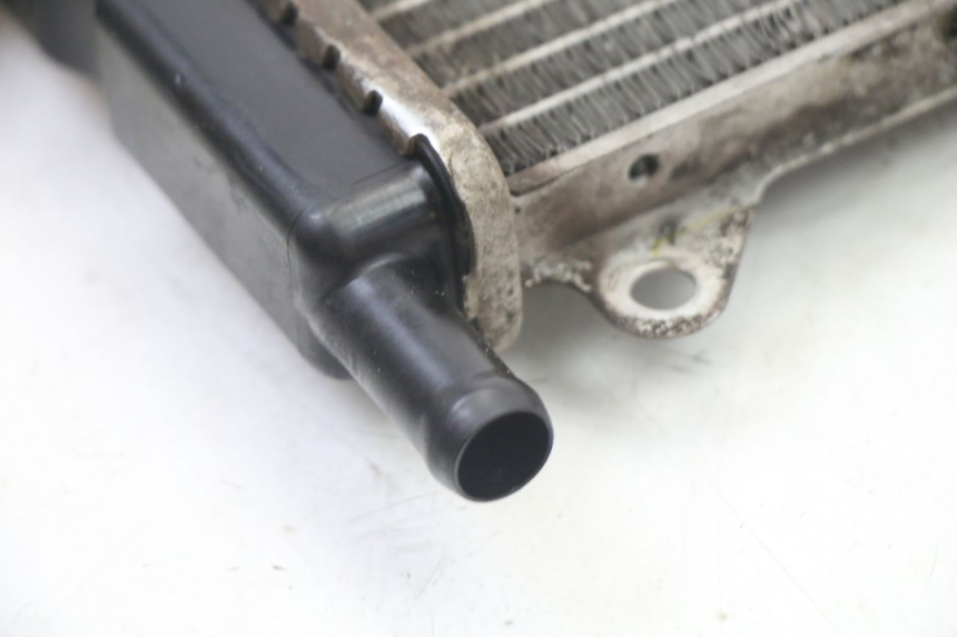 photo de RADIATEUR MBK OVETTO 4T 50 (2008 - 2016) - Autre angle de vue