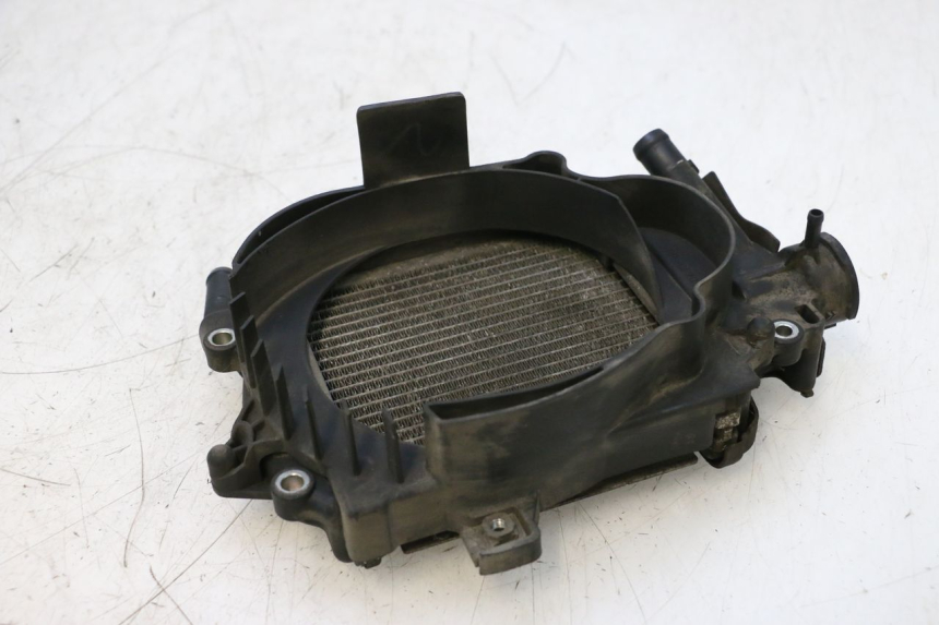 photo de RADIATEUR HONDA PCX (JF57/JF64) 125 (2014 - 2018) - Zoom état d’usage