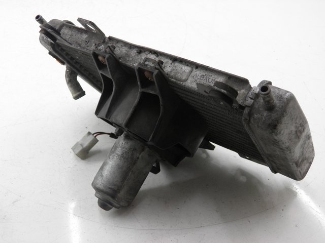 photo de RADIATEUR PIAGGIO X9 EVOLUTION 125 (2003 - 2007) - Zoom état d’usage