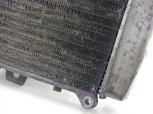 photo de RADIATEUR PIAGGIO X9 EVOLUTION 125 (2003 - 2007) - Autre angle de vue