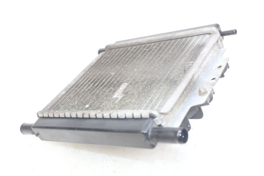 photo de RADIATEUR PEUGEOT SATELIS 125 (2010 - 2012) - Zoom état d’usage