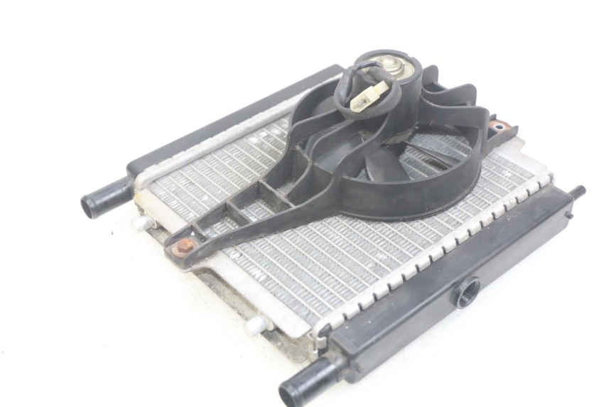 photo de RADIATEUR PEUGEOT SATELIS 125 (2010 - 2012) - Autre angle de vue