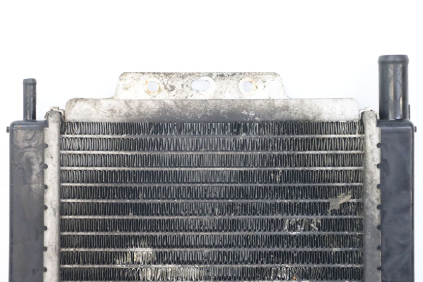 photo de RADIATEUR PEUGEOT SATELIS 125 (2006 - 2009) - Points de fixation