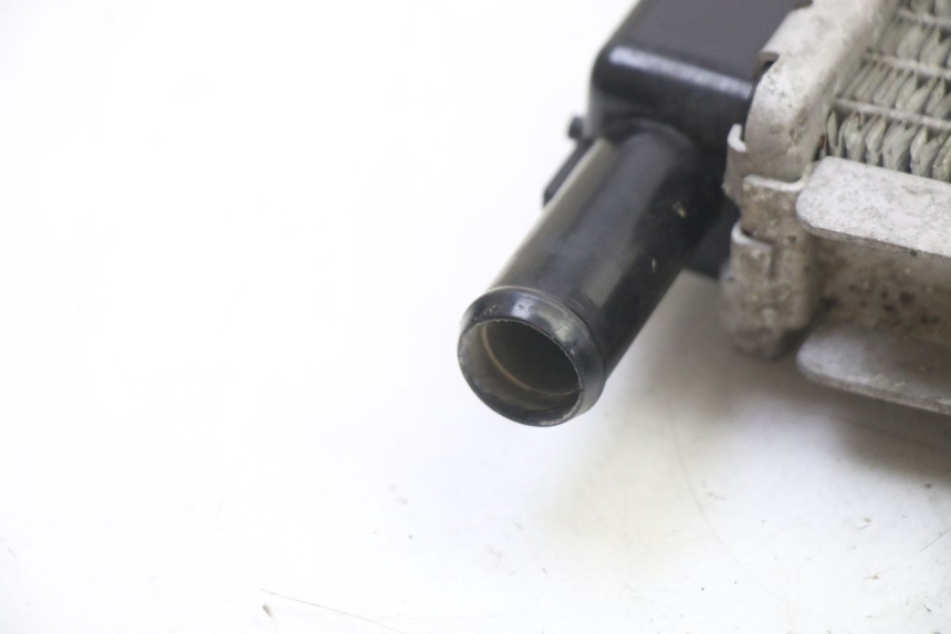 photo de RADIATEUR PEUGEOT SATELIS 250 (2006 - 2012) - Points de fixation