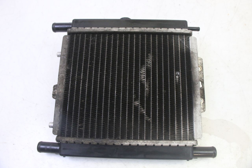 photo de RADIATEUR PEUGEOT SATELIS 125 (2013 - 2018) - Vue principale
