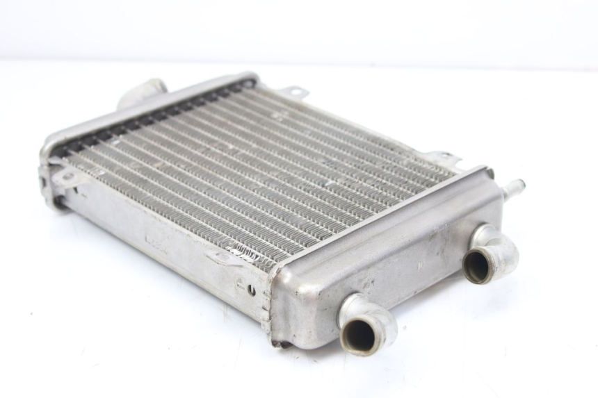 photo de RADIATEUR PEUGEOT SPEEDFIGHT LC 50 (1996 - 2002) - Autre angle de vue