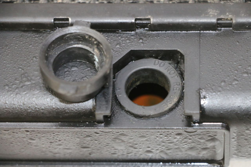 photo de RADIATEUR TRIUMPH SPRINT 900 (1995 - 1998) - Détail de la pièce