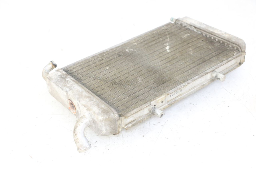 photo de RADIATEUR PIAGGIO SUPER LX 125 (2000 - 2003) - Gros plan technique