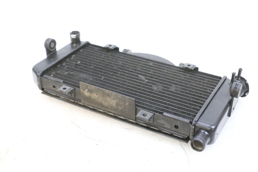 photo de RADIATEUR YAMAHA TDM ABS 900 (2002 - 2014) - Gros plan technique