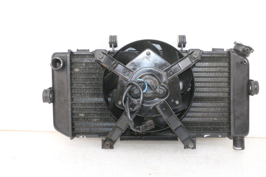 photo de RADIATEUR YAMAHA TDM ABS 900 (2002 - 2014) - Marquages et références