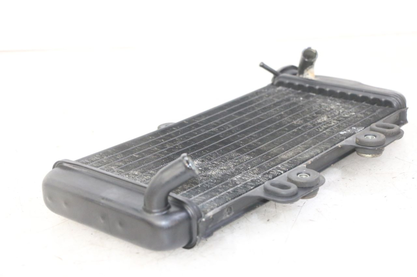 photo de RADIATEUR YAMAHA TDR DELTABOX 125 (1997 - 2003) - Détail de la pièce