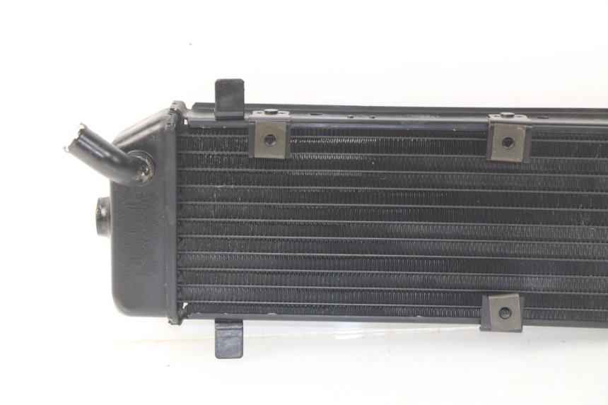 photo de RADIATEUR SUZUKI UC EPICURO 125 (1999 - 2003) - Points de fixation