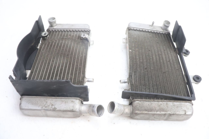 photo de RADIATEUR HONDA VFR FI RC46 800 (1998 - 2001) - Détail de la pièce