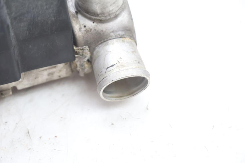 photo de RADIATEUR HONDA VFR FI RC46 800 (1998 - 2001) - Inspection visuelle