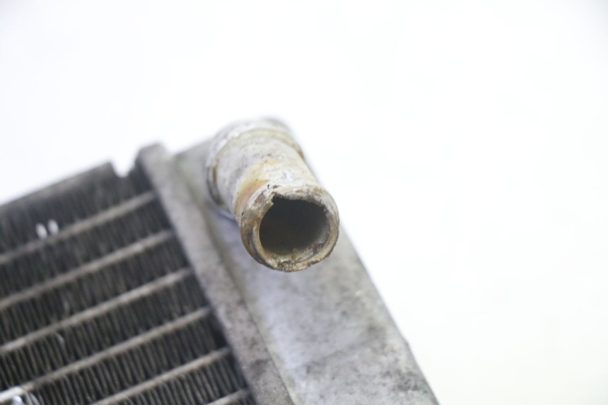 photo de RADIATEUR YAMAHA X-MAX XMAX 125 (2010 - 2013) - Points de fixation