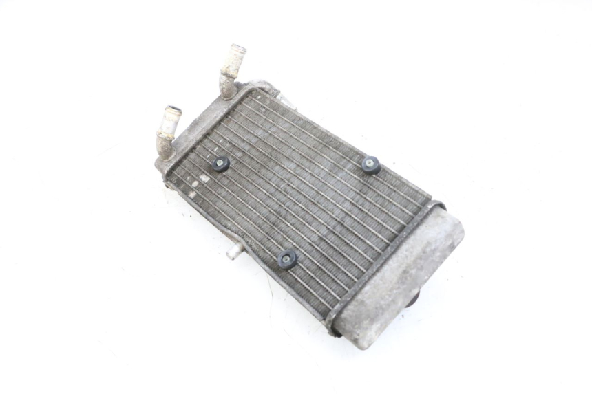 photo de RADIATEUR YAMAHA X-MAX XMAX 125 (2010 - 2013) - Gros plan technique