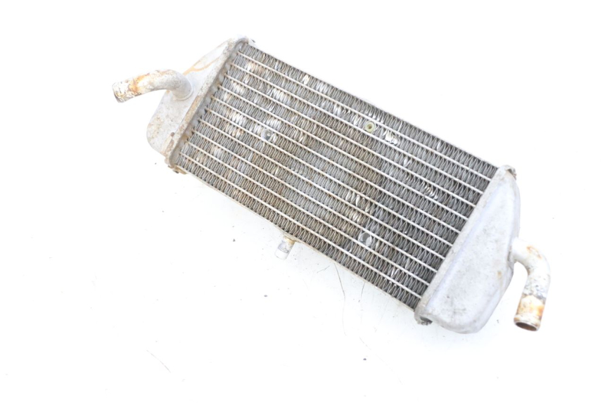 photo de RADIATEUR YAMAHA XMAX X-MAX 125 (2006 - 2009) - Points de fixation